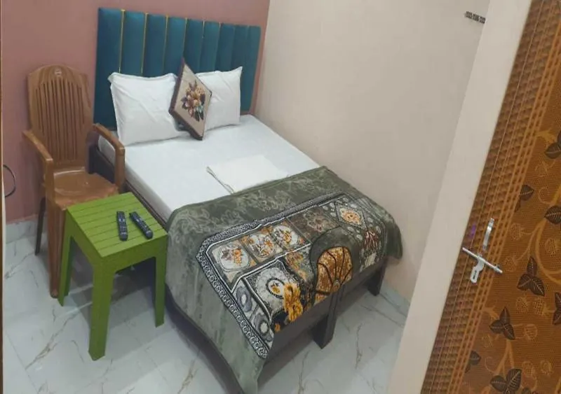 Hotel Vachi Villa Varanasi 0*,