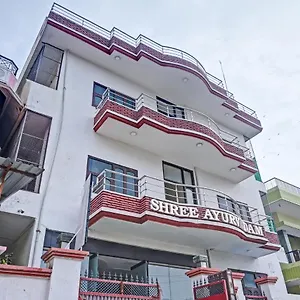 Oyo 7498 Aparajita Varanasi