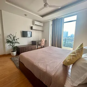 https://flamingo-hotel-sector-67.top-gurgaonhotels.com
